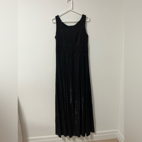 Glittery Black Tie Gown Formal Dress - Picture 3 of 6